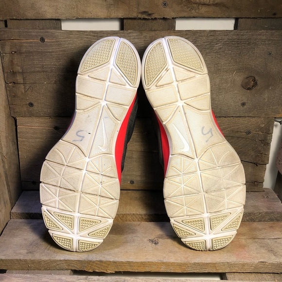 black nike flex shoes